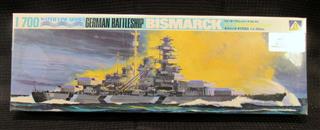 1/700 WATER LINE 8 SHIP BOAT MODELS - NOS: USSR NAVAL PLANE JET AND HELICOPTER S